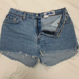 Levi’s denim shorts